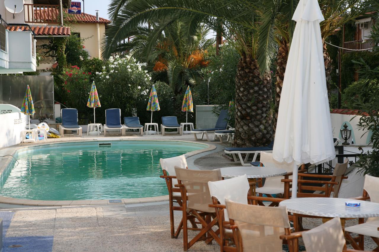 Golden Sun Village Pefkochori Exterior photo